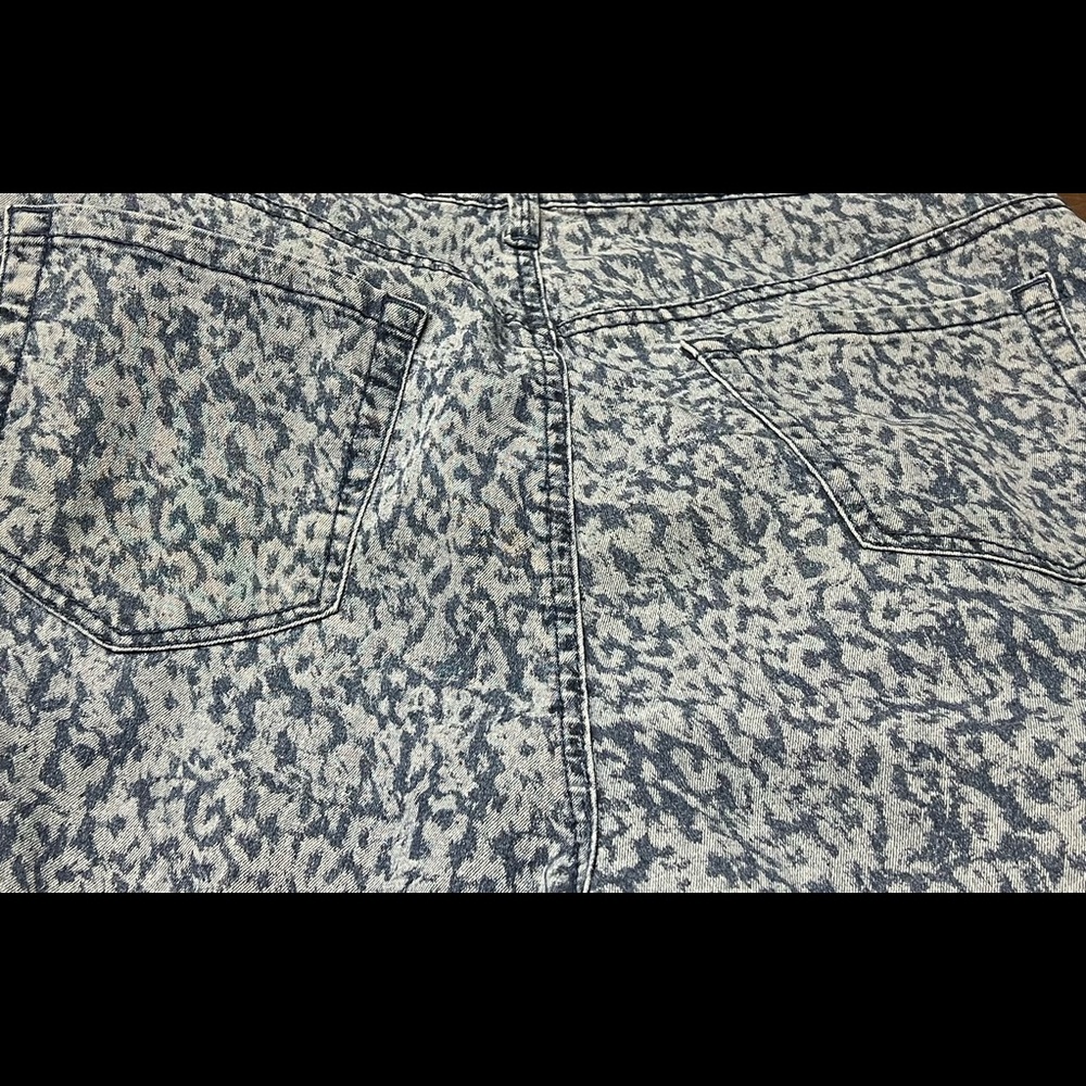 Gloria Vanderbilt (Amanda) Girls Size 14 Blue Jeans - Picture 4 of 4
